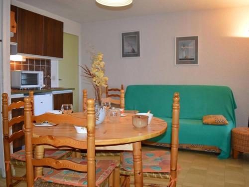 Appartement Saint-Cyprien, 2 pièces, 4 personnes - FR-1-225D-139