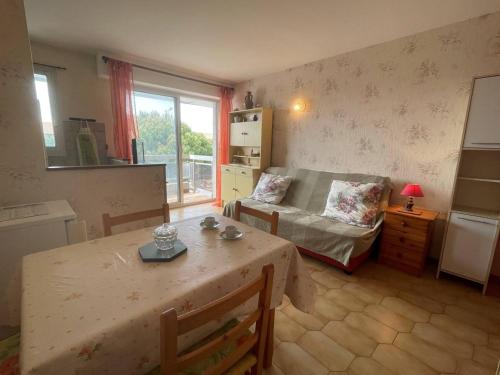 Appartement Saint-Cyprien, 2 pièces, 4 personnes - FR-1-225D-142
