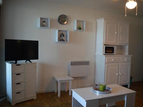 Appartement Saint-Cyprien, 2 pièces, 4 personnes - FR-1-225D-440