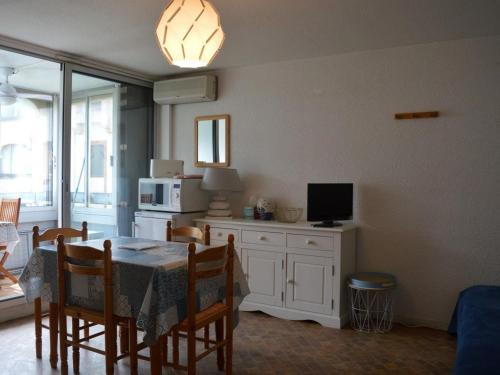 Appartement Saint-Cyprien, 2 pièces, 4 personnes - FR-1-225D-94