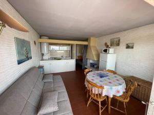 Appartement Saint-Cyprien, 2 pièces, 5 personnes - FR-1-106-46