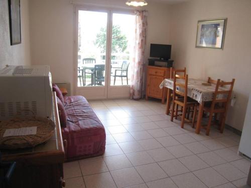 Appartement Saint-Cyprien, 2 pièces, 5 personnes - FR-1-106-47