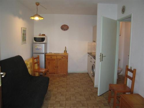 Appartement Saint-Cyprien, 2 pièces, 5 personnes - FR-1-106-66