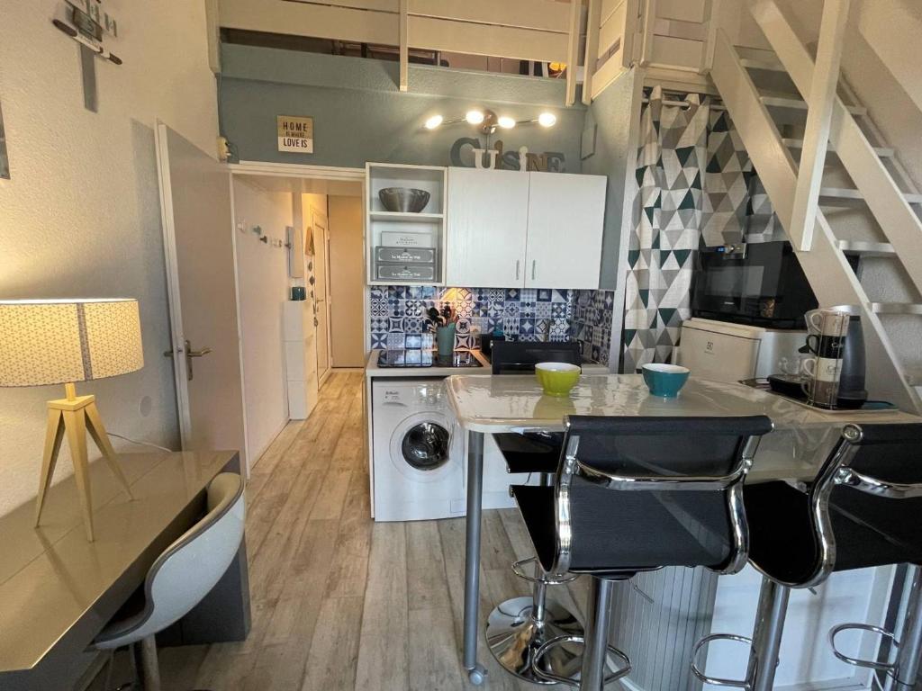 Appartement Saint-Cyprien, 2 pièces, 5 personnes - FR-1-225D-135 AVENUE ARMAND LANOUX 3EME ETAGE APPT 81, 66750 Saint-Cyprien