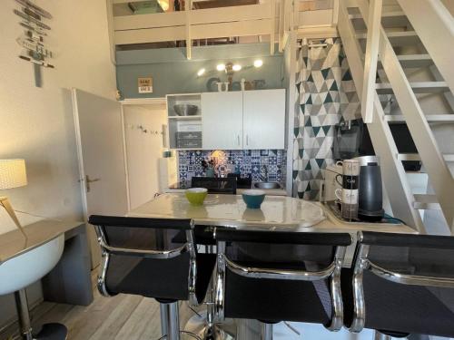 Appartement Saint-Cyprien, 2 pièces, 5 personnes - FR-1-225D-135