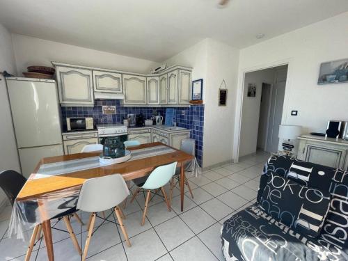 Appartement Saint-Cyprien, 2 pièces, 5 personnes - FR-1-225D-485