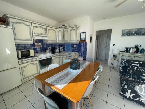 Appartement Saint-Cyprien, 2 pièces, 5 personnes - FR-1-225D-485