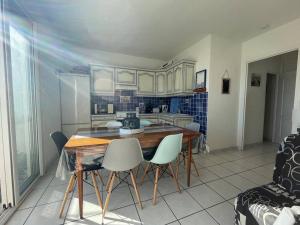 Appartement Saint-Cyprien, 2 pièces, 5 personnes - FR-1-225D-485