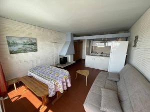 Appartement Saint-Cyprien, 2 pièces, 6 personnes - FR-1-106-75