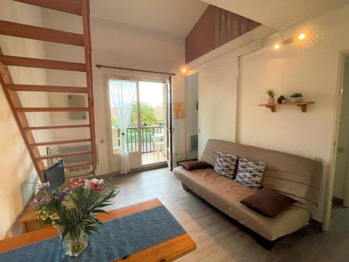 Appartement Saint-Cyprien, 2 pièces, 6 personnes - FR-1-225D-141