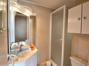 Appartement Saint-Cyprien, 2 pièces, 6 personnes - FR-1-225D-176