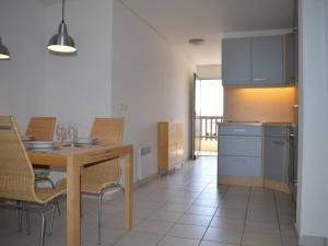 Appartement Appartement Saint-Cyprien, 3 pièces, 4 personnes - FR-1-225D-315 20 avenue Armand Lanoux Bâtiment B 3ème étage appartement n°303 66750 Saint-Cyprien Languedoc-Roussillon