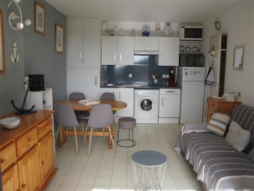 Appartement Saint-Cyprien, 3 pièces, 6 personnes - FR-1-106-44