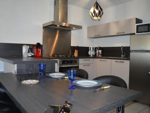 Appartement Saint-Cyprien, 3 pièces, 6 personnes - FR-1-225D-68