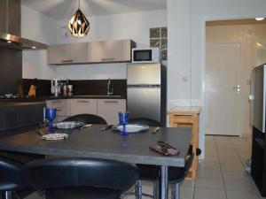 Appartement Saint-Cyprien, 3 pièces, 6 personnes - FR-1-225D-68