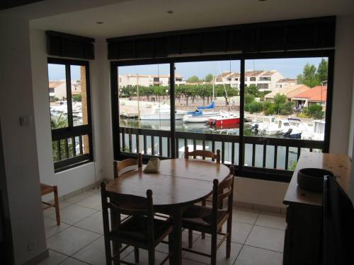 Appartement Saint-Cyprien, 4 pièces, 6 personnes - FR-1-106-70