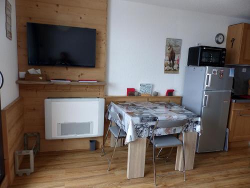Appartement Saint-François-Longchamp, 1 pièce, 4 personnes - FR-1-635-63