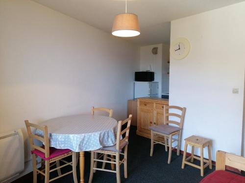 Appartement Saint-François-Longchamp, 1 pièce, 4 personnes - FR-1-635-7