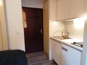 Appartement Saint-François-Longchamp, 1 pièce, 4 personnes - FR-1-635-99