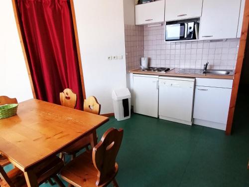 Appartement Saint-François-Longchamp, 2 pièces, 6 personnes - FR-1-635-1