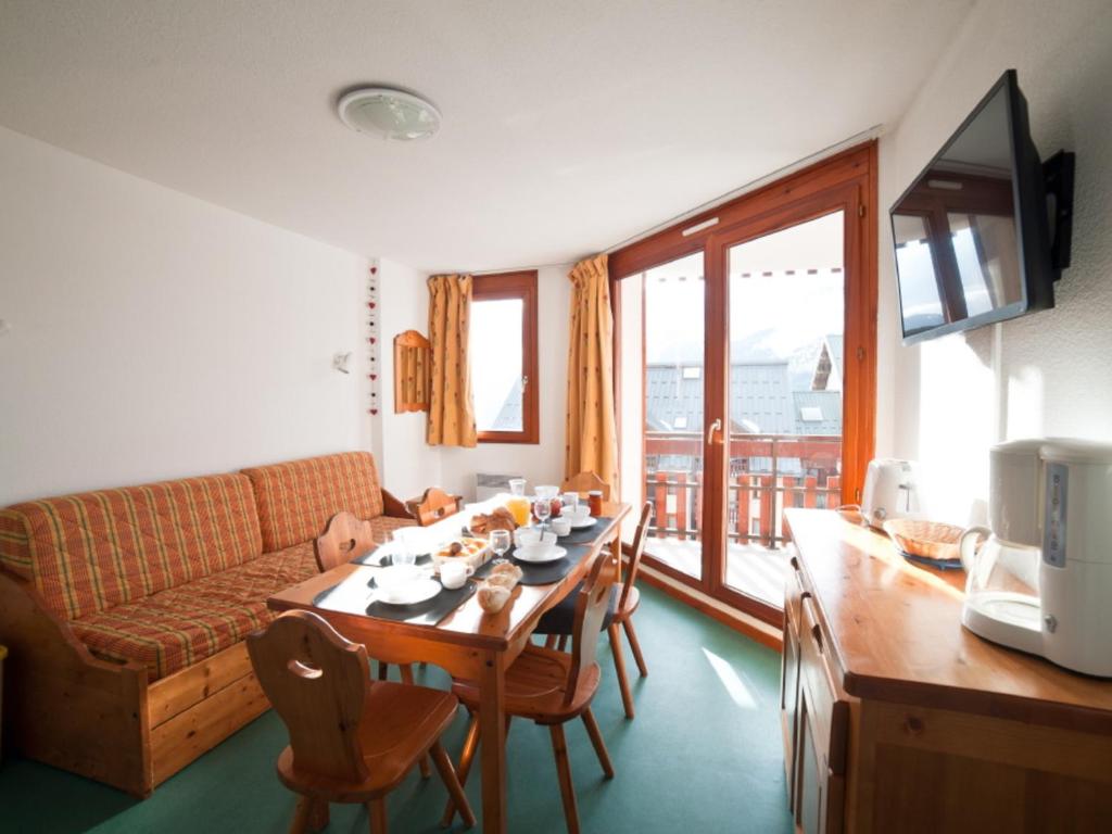 Appartement Appartement Saint-François-Longchamp, 2 pièces, 6 personnes - FR-1-635-15 Résidence les Neiges Rousses ZAC des Raisins 73130 Saint-François-Longchamp