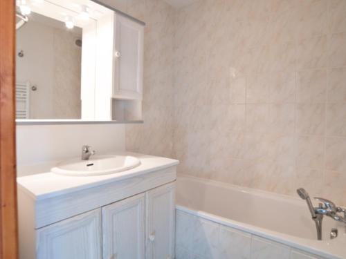 Appartement Saint-François-Longchamp, 2 pièces, 6 personnes - FR-1-635-15