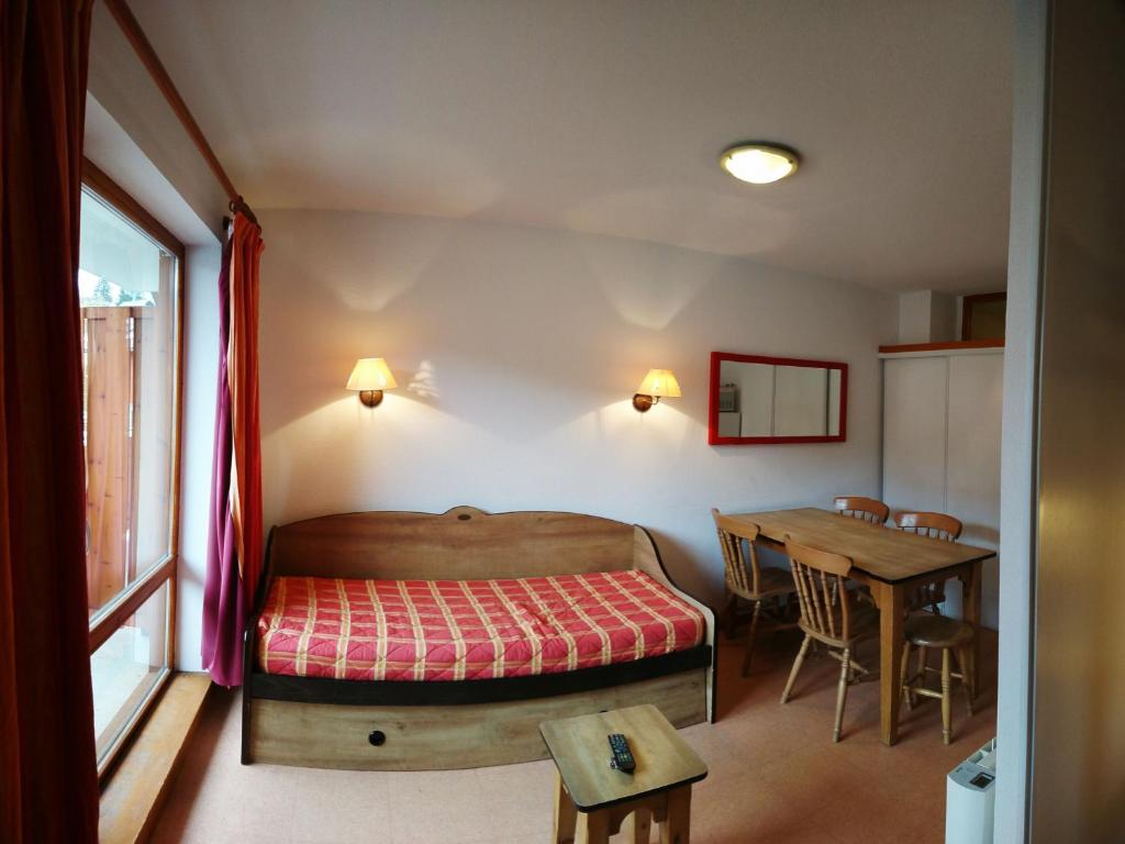 Appartement Saint-François-Longchamp, 2 pièces, 6 personnes - FR-1-635-43 Résidence Le Rond Point des Pistes Les Longes, 73130 Saint-François-Longchamp