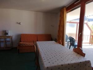 Appartement Saint-François-Longchamp, 2 pièces, 6 personnes - FR-1-635-74