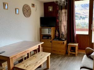 Appartement Saint-François-Longchamp, 2 pièces, 6 personnes - FR-1-635-88