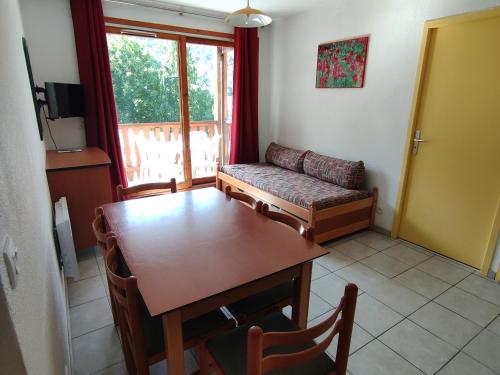Appartement Saint-François-Longchamp, 3 pièces, 6 personnes - FR-1-635-34