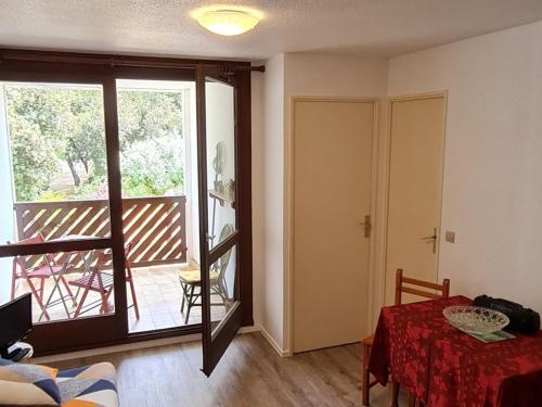 Appartement Saint-Georges-de-Didonne, 2 pièces, 4 personnes - FR-1-550-40