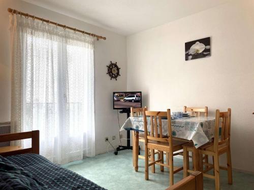 Appartement Saint-Gilles-Croix-de-Vie, 2 pièces, 3 personnes - FR-1-224-140