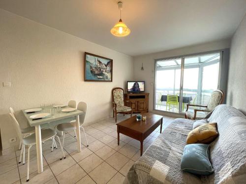 Appartement Saint-Gilles-Croix-de-Vie, 2 pièces, 4 personnes - FR-1-224-307