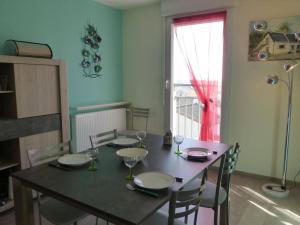 Appartement Saint-Gilles-Croix-de-Vie, 2 pièces, 4 personnes - FR-1-224-587