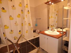 Appartement Saint-Gilles-Croix-de-Vie, 2 pièces, 4 personnes - FR-1-428-128