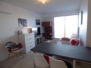 Appartement Saint-Gilles-Croix-de-Vie, 2 pièces, 4 personnes - FR-1-428-94