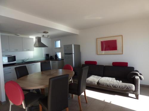 Appartement Saint-Gilles-Croix-de-Vie, 3 pièces, 5 personnes - FR-1-428-62