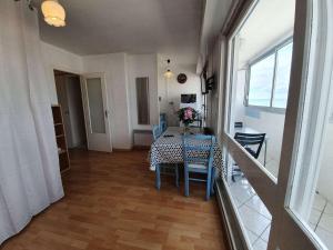 Appartement Appartement Saint-Hilaire-de-Riez, 1 pièce, 4 personnes - FR-1-224C-418 Appartement Bat B NÂ° 145 - 4Eme Etage  - Rue Des Galees - Les Marines - 85270 Saint-Hilaire-de-Riez Pays de la Loire