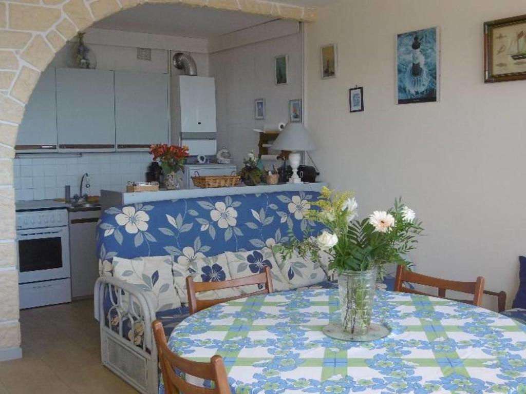 Appartement Appartement Saint-Hilaire-de-Riez, 2 pièces, 4 personnes - FR-1-91-47 20 Rue Des Estivants - RÃ©s.'Le Cap' Esc A-Appt 5 Sion Sur L'OcÃ©an - 85270 Saint-Hilaire-de-Riez