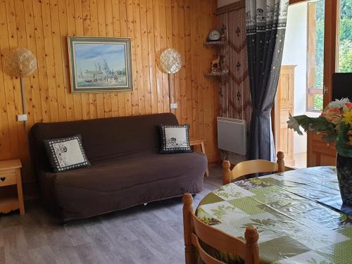 Appartement Saint-Jean-d'Aulps, 1 pièce, 4 personnes - FR-1-573-44