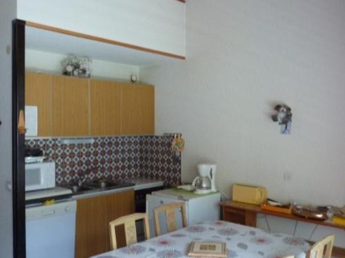 Appartement Saint-Jean-d'Aulps, 2 pièces, 6 personnes - FR-1-573-75