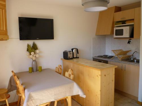 Appartement Saint-Jean-d'Aulps, 2 pièces, 6 personnes - FR-1-573-81
