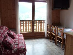 Appartement Saint-Jean-d'Aulps, 4 pièces, 5 personnes - FR-1-573-99