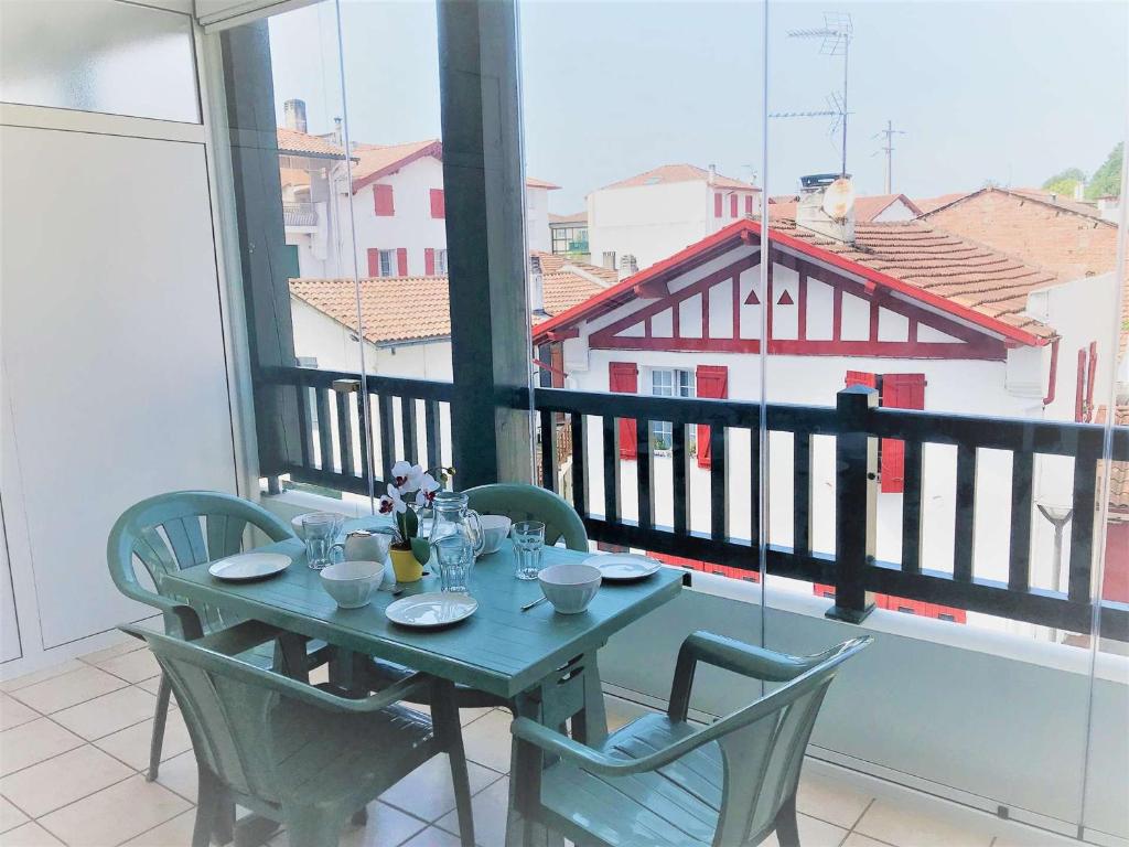 Appartement Saint-Jean-de-Luz, 3 pièces, 5 personnes - FR-1-4-612 6 RUE MARCEL HIRIBARREN 2 ° ETAGE APT 201, 64500 Saint-Jean-de-Luz