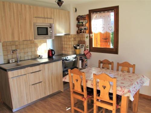 Appartement Saint-Jean-de-Sixt, 2 pièces, 4 personnes - FR-1-459-165