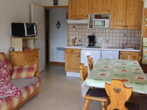 Appartement Saint-Jean-de-Sixt, 2 pièces, 6 personnes - FR-1-459-162