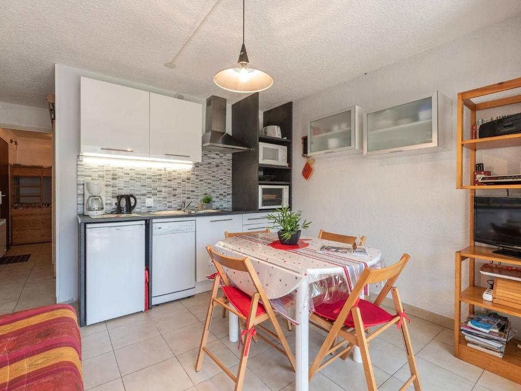 Appartement Saint-Lary-Soulan, 1 pièce, 4 personnes - FR-1-296-218 Rue Espeyrias - RÃ©s Les Gentianes NÂ°08 -, 65170 Saint-Lary-Soulan