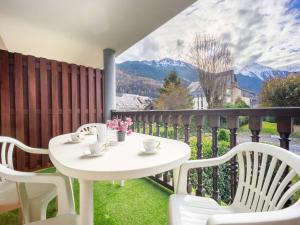 Appartement Appartement Saint-Lary-Soulan, 2 pièces, 4 personnes - FR-1-296-177 RÃ©s Les Arches D'Aure Bat A - 17 Avenue Des Thermes - 65170 Saint-Lary-Soulan Midi-Pyrénées