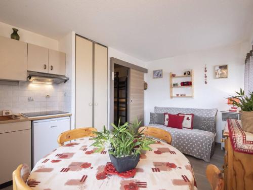 Appartement Saint-Lary-Soulan, 2 pièces, 4 personnes - FR-1-296-228