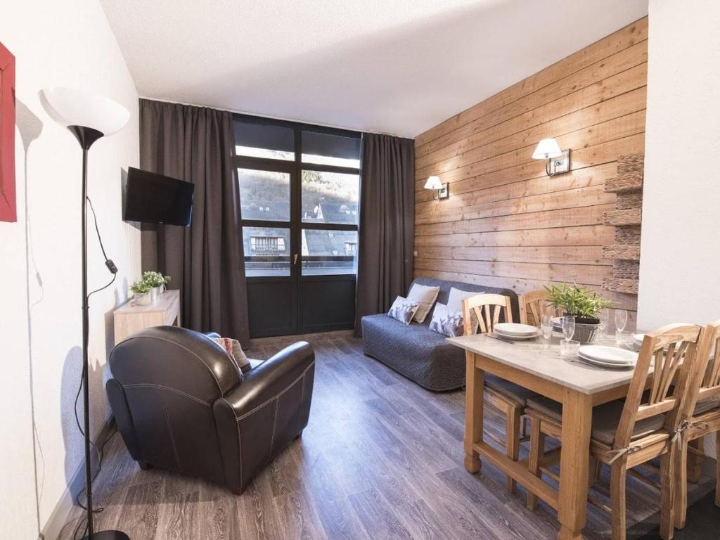 Appartement Saint-Lary-Soulan, 2 pièces, 4 personnes - FR-1-296-271 1 Chemin De Vielle Aure  - RÃ©s Royal Milan NÂ°204 -, 65170 Saint-Lary-Soulan